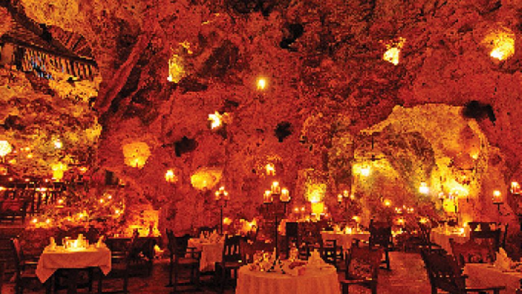 sierra-tours-and-safari-romantic-dinner-at-ali-barbour’s-cave-restaurant
